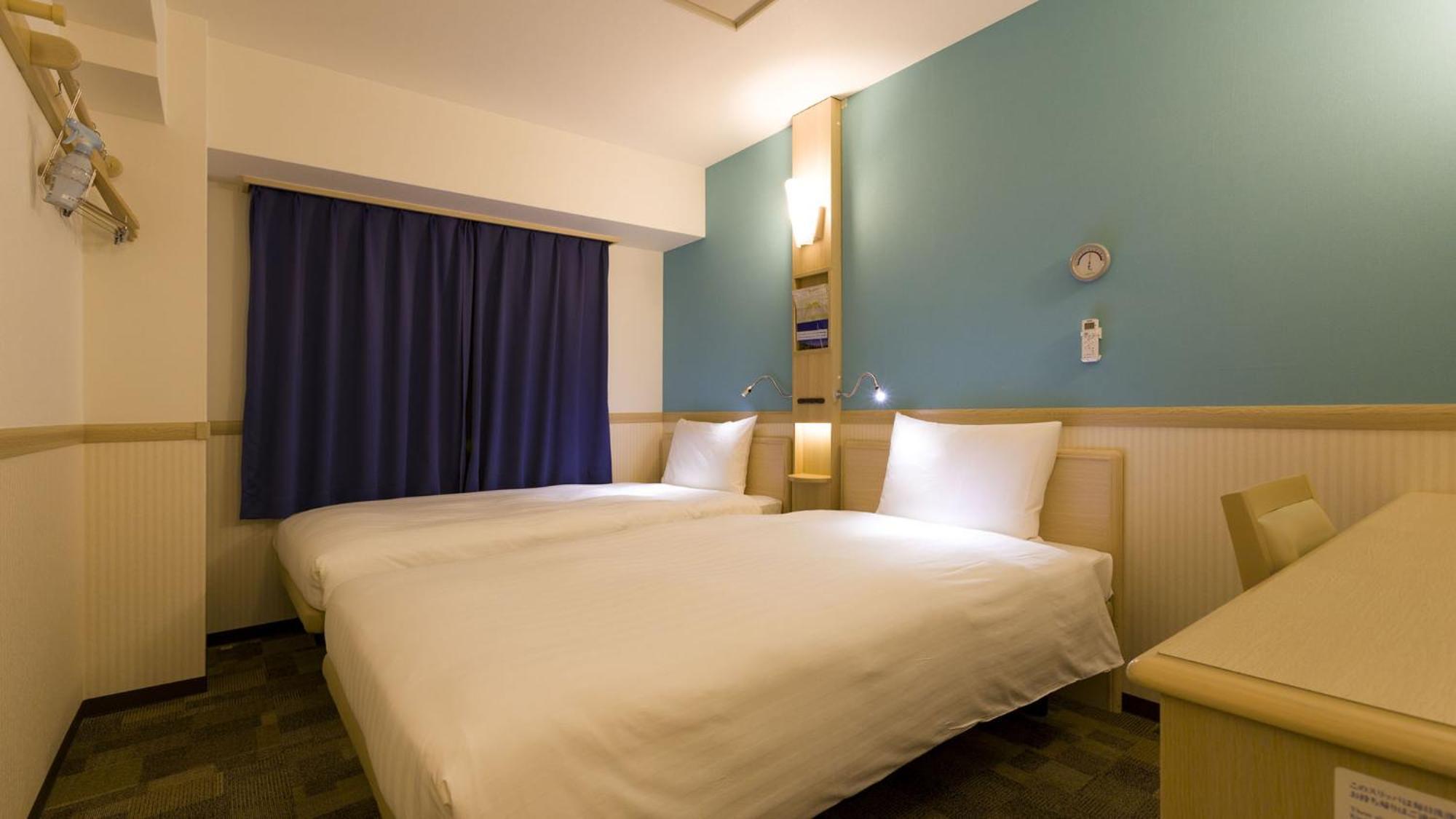 Toyoko Inn Sodegaura Eki Kita Guchi Rum bild