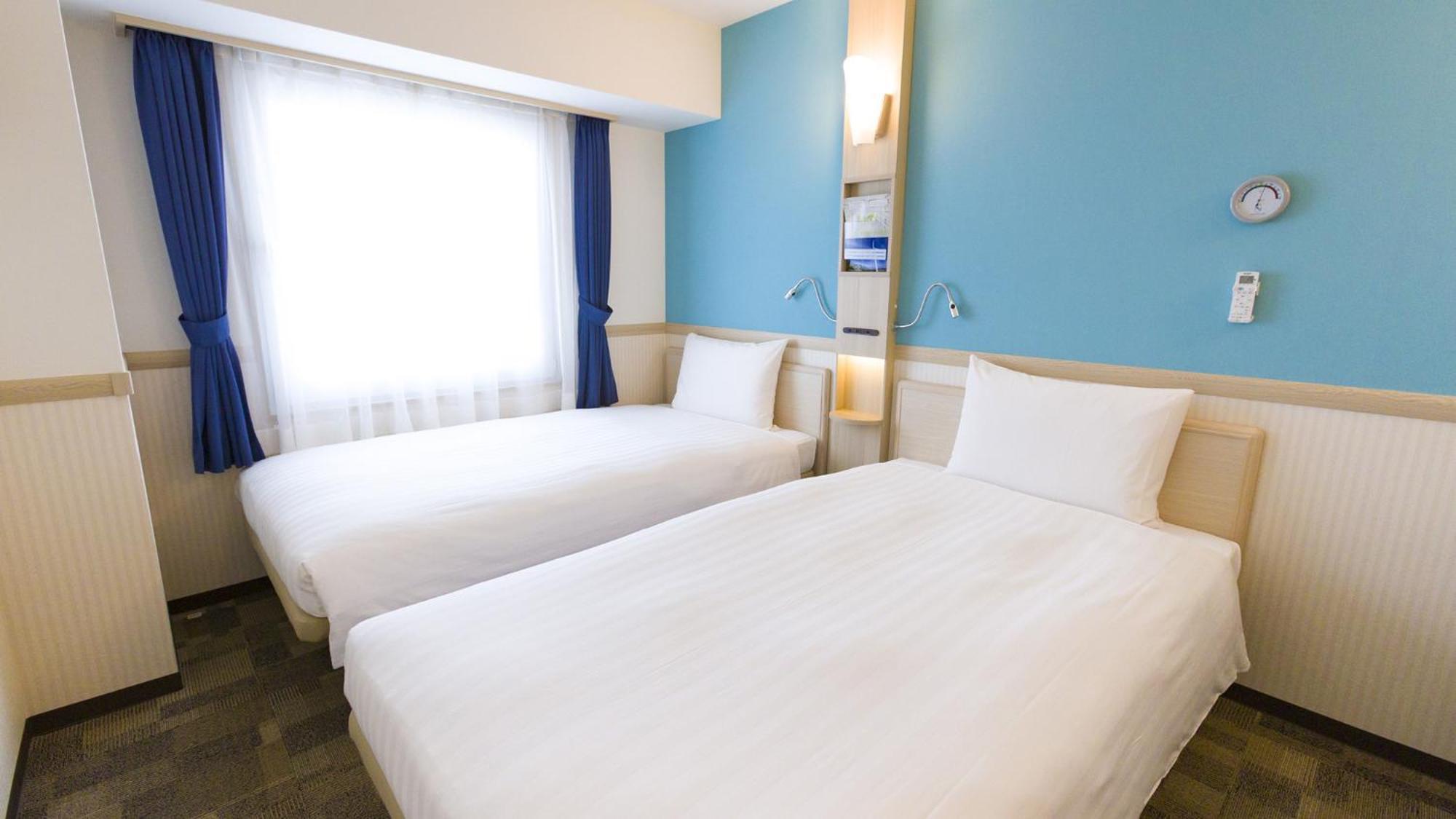 Toyoko Inn Sodegaura Eki Kita Guchi Rum bild